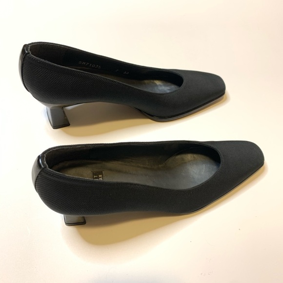 Stuart Weitzman Block Heels Shoes - Picture 6 of 11